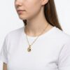 100 dilde seni seviyorum kolye, hilal altın kolye, projeksiyon taşlı kolye, romantik hediyeler, sevgi dolu kolye, altın kaplama kolye, anlamlı takı, seni seviyorum kolyesi, şık ve zarif takı, özel hediye