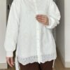 fisto brode oversized tunikler Hepdolu'da! Beyaz ve bej renkleri, salaş ve şık kesimiyle yazın vazgeçilmezi olun. En uygun fiyatla hemen keşfedin!