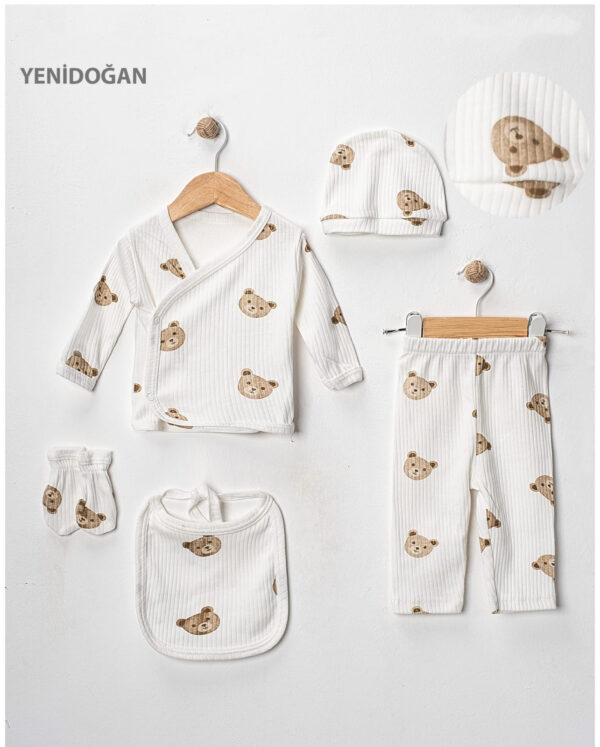 Bebeğinizin ilk günü için %100 pamuklu Pamira Kids Code 512 hastane çıkışı seti. Fitilli örme, ayıcık desenli ve 5 parça tam set konforu. Hemen keşfedin!