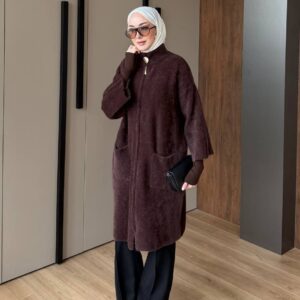 angora sakal uzun fermuarlı hırka; dik yaka, cepli ve standart beden. Ekru, bordo, siyah, kahve renk seçenekleri. Hemen inceleyin.
